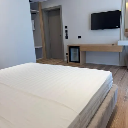 Effei Boutique Hotel *